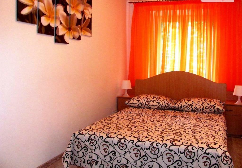 Apartment On Pyrohova 25 Vinnitsya Dış mekan fotoğraf